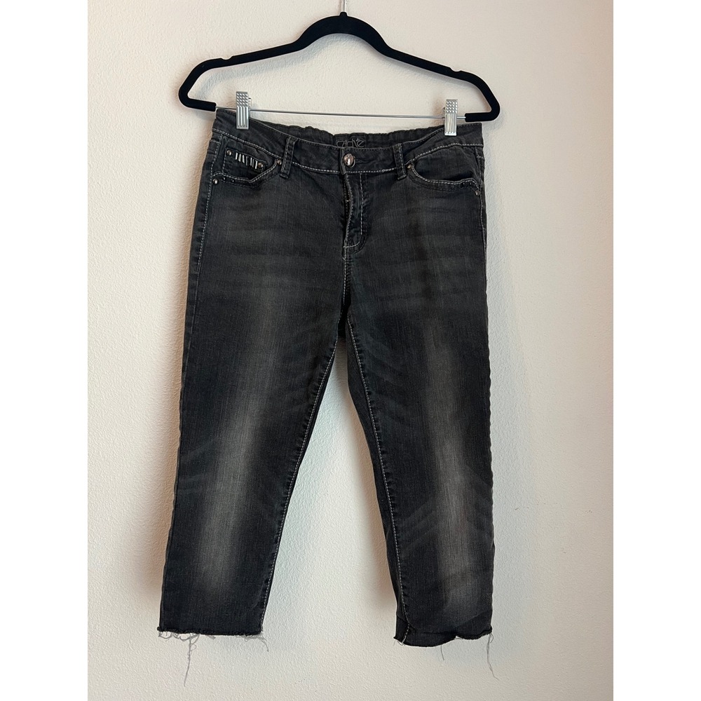 Cachet Womens Embellished Dark Gray Wash Denim Capri Jeans Size 10